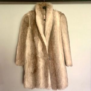 Vintage Arctic Fox Fur Coat - Genuine Fur - Perfect Condition!